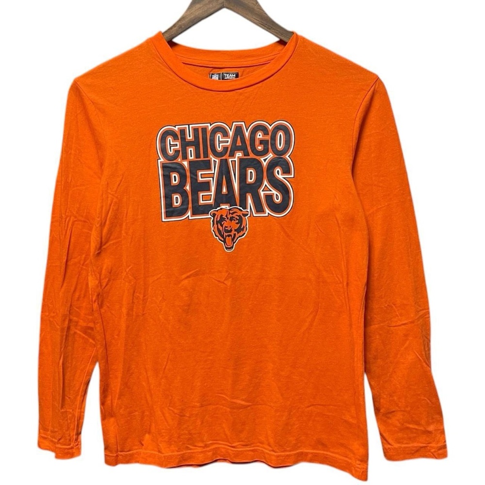 Chicago Bears NFL football team graphic long sleeve crewneck pro sports shirt